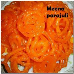 A picture of Homemade jalebi.