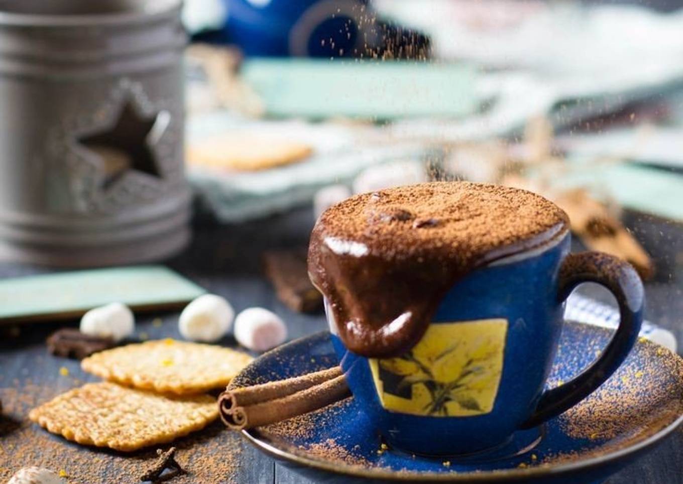 Hot chocolate with cinnamon and orange