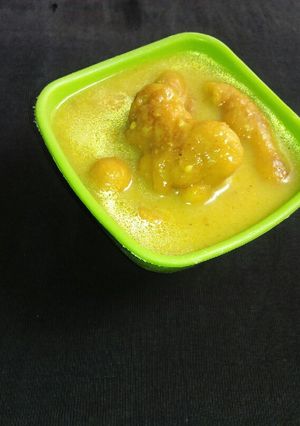 बेसन की कढी (Besan ki Kadhi Recipe in Hindi) रेसिपी मुख्य फोटो