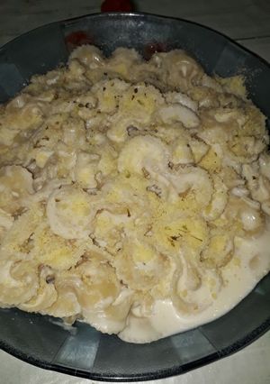 Una foto de Fideos con salsa blanca de champiñones