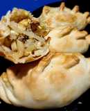 Empanadas de sardina con champiñones, cebolla caramelizada y huevo