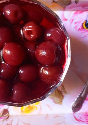 عکسی از دستور کمپوت گیلاس شبو 😋😋😋