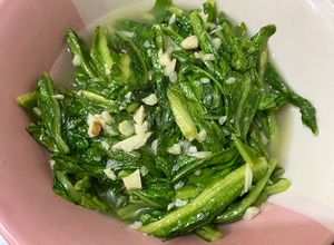 Foto resep Cah Siomak (Selada Wangi) Bawang Putih
