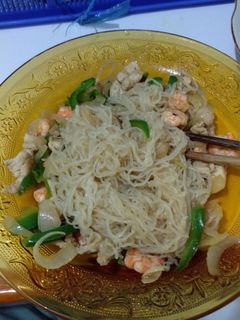 Foto resep Bihun shirataki ayam dan udang (keto friendly)