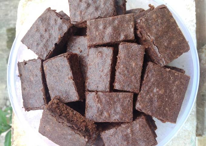 Fudgy brownies takaran sendok (versi kering)