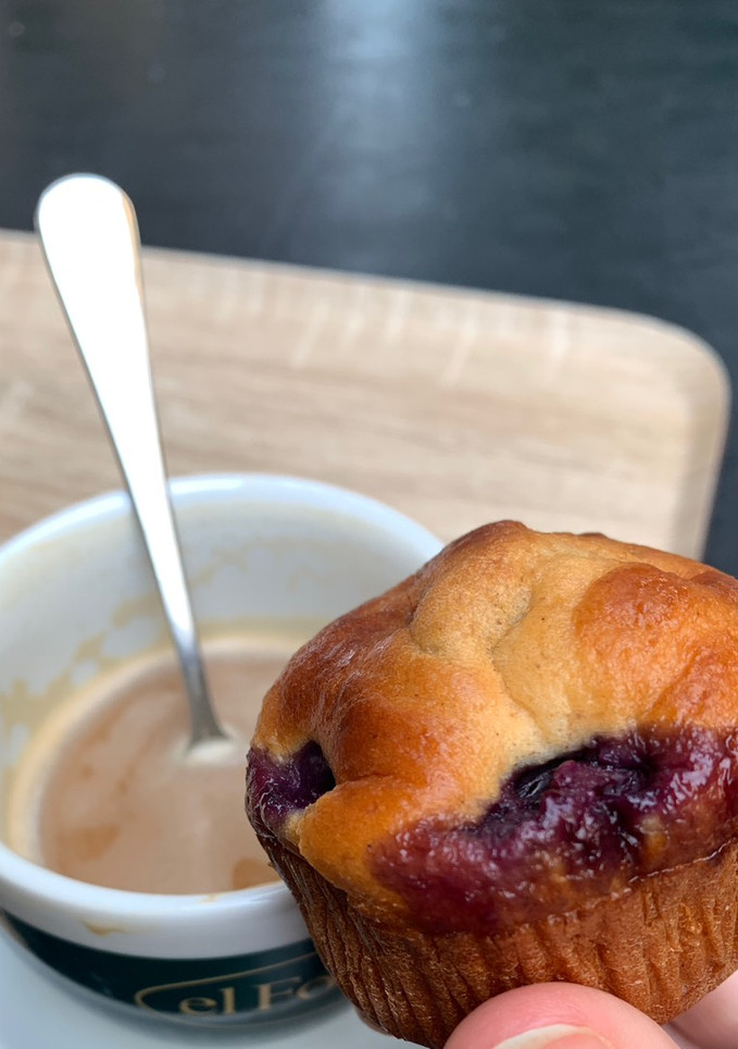 Una foto de Muffins o magdalenas de arándanos saludables sin azúcar