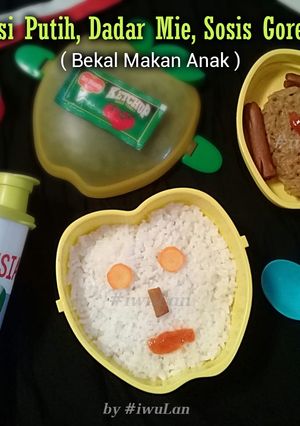 Foto resep Nasi Putih, Dadar Mie, Sosis Goreng (Bekal Makan Anak)