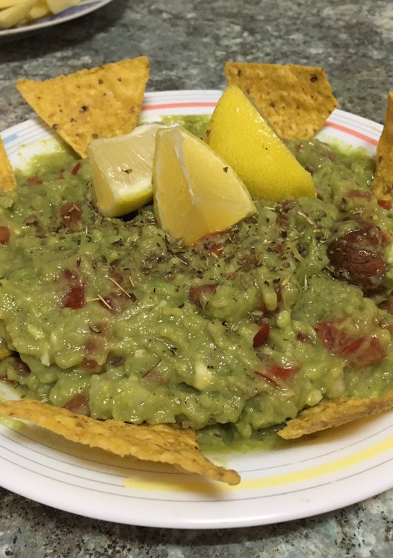 Una foto de Guacamole casero