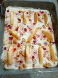 ココナッツサンブレビスケットを添えた日本のヨーグルトチーズケーキ Cheesecake japonese allo yogurt (a modo mio)