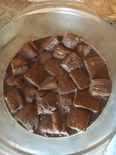 Csokis piskóta, hamis Somlói (szuper gyors) recept fotója