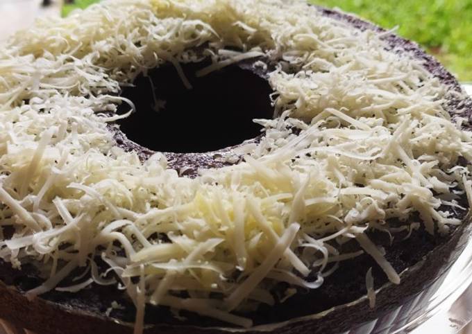 Bolu Ketan Hitam Kukus