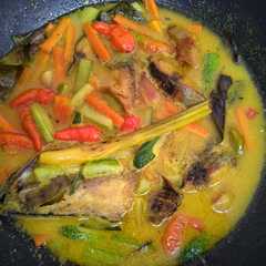 รูปของ 10. Tongkol / Ikan Acar Kuning