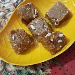 A picture of Kanhaji bhog Mohanthal.