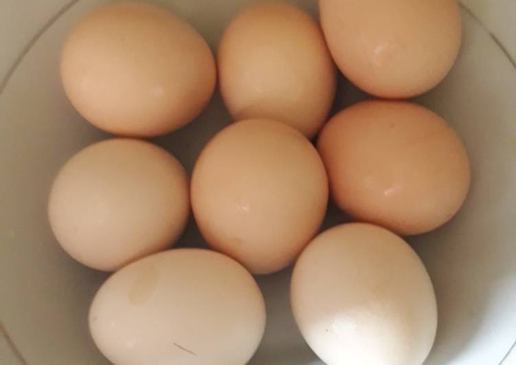 Resep Tip merebus telur agar tidak pecah dan mudah dikupas yang Bisa Manjain Lidah