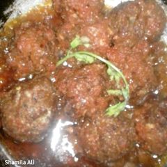 A picture of Gola dam kabab.