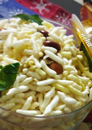 A picture of Evergreen Snacks or tea time snacks.
