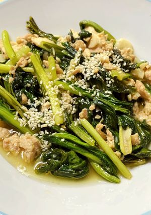 Foto resep Tumis Sawi bawang putih Keto fase maintance up #ketopad