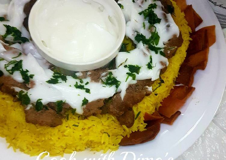 فتة شاورما لحم مع الثومية بمكونات سهلة 👍👍😋😋