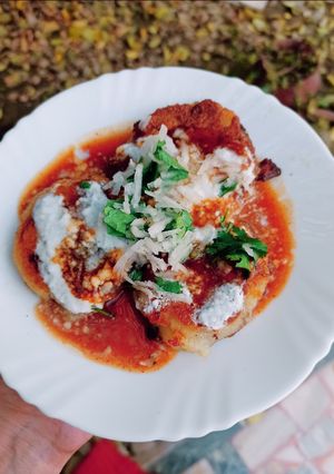 A picture of Instant Aloo Tikki Chaat.