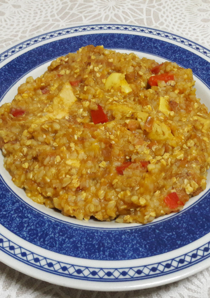 Una foto de 🇪🇸"Paella española" sin paellera de trigo sarraceno baja en grasa, sin gluten y vegana 🥘