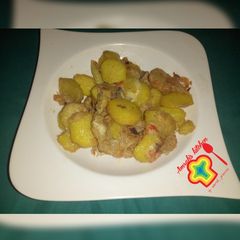 A picture of Breakfast idea dankali da kwai🤗.