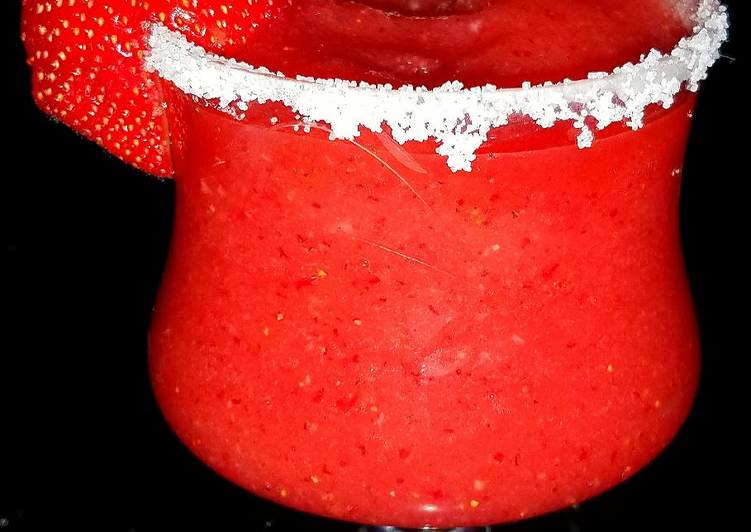 Step-by-Step Guide to Prepare Award-winning Mike&#39;s Adult Strawberry Guava Daiquiri Cocktails
