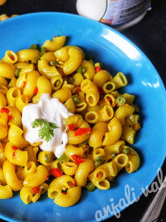 A picture of Veggies macaroni.