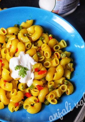 A picture of Veggies macaroni.