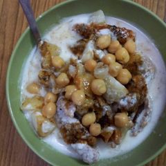 A picture of Kahlmi vade ki chaat.