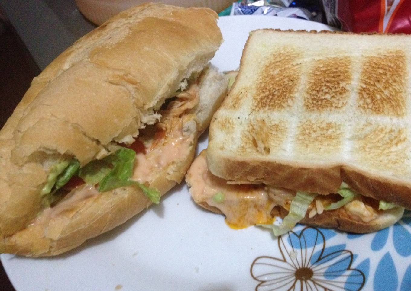 Tortas y Sándwich de pollo