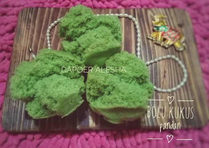 Standar Cara termudah memasak 9. Bolu kukus mekar pandan dijamin gurih