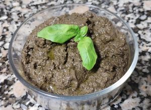 Una foto de Tapenade de aceitunas negras
