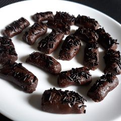 A picture of Chocolate Roll.