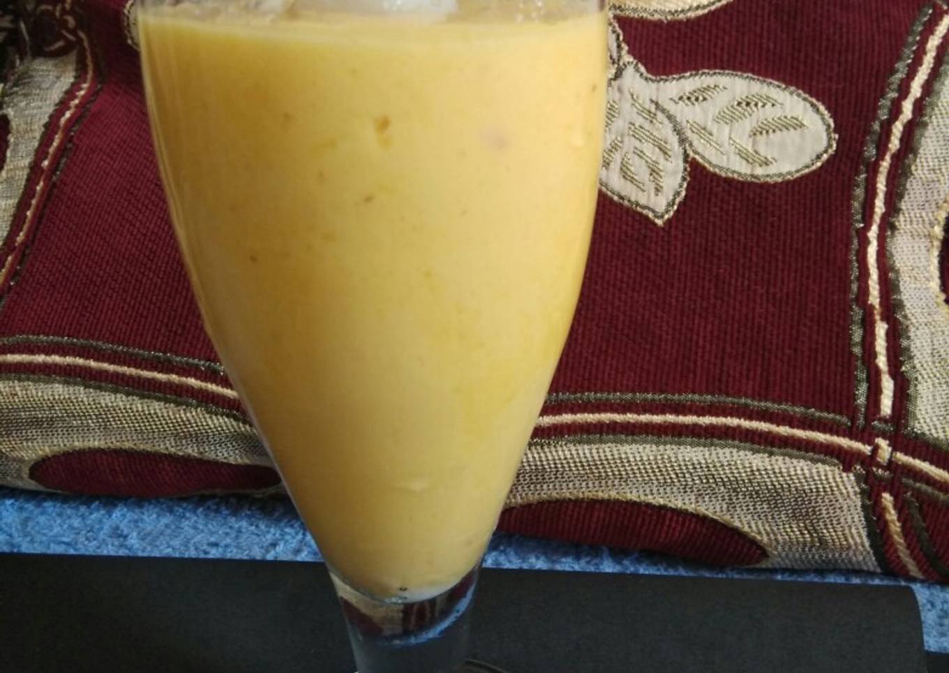 Mango somoothie