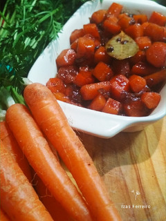 Una foto de Zanahorias caramelizadas a la coca cola