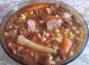 Csülkös bableves recept fotója