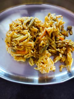 வெஜிடபிள் பிரியாணி செய்முறை முக்கிய புகைப்படம்