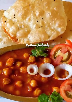 A picture of Chhole Masala.