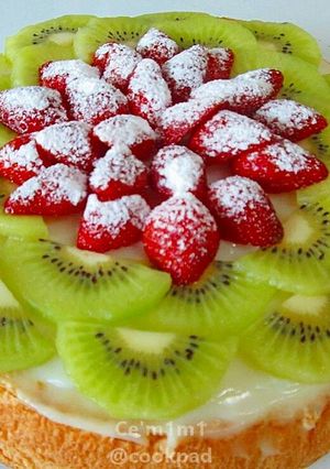 Foto resep Strawberry 🍓 & Kiwi Fruit Sweet Bun 