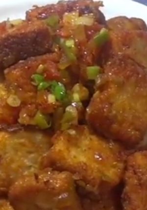 A picture of Fried bread masala.