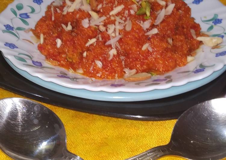 How to Prepare Quick Carrot Halwa