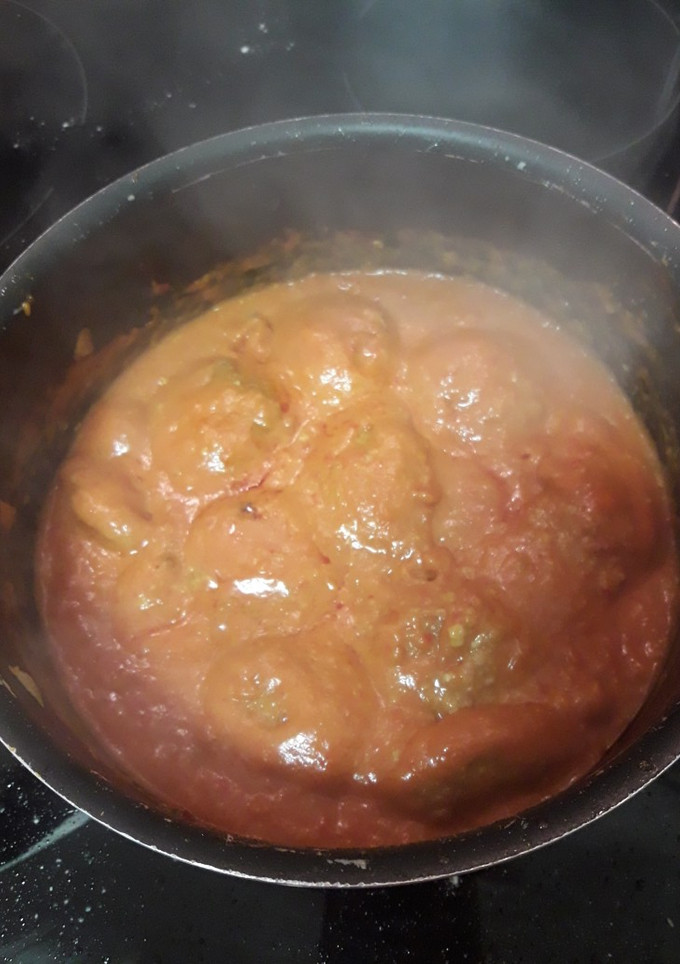 Una foto de Albóndigas en salsa de tomate🍽