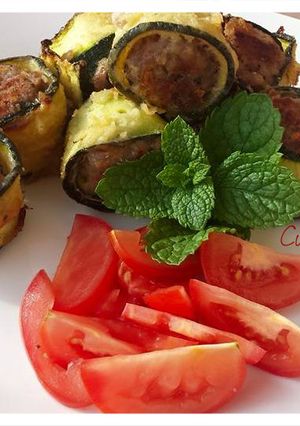 Foto di Involtini di zucchine con salsiccia
