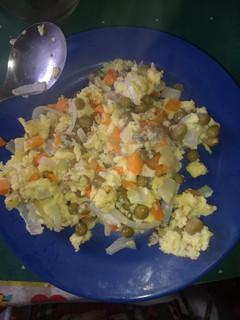 Una foto de Revuelto de verduras y arvejas
