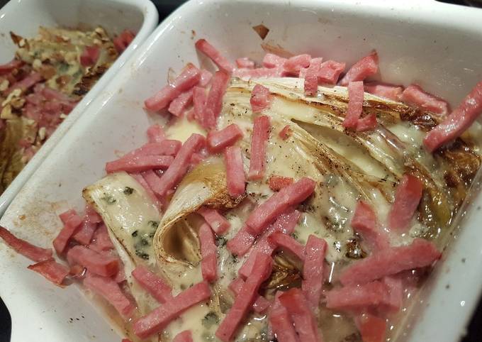 Comment faire Cuire Appétissante Endives au roquefort et lardons de
bacon