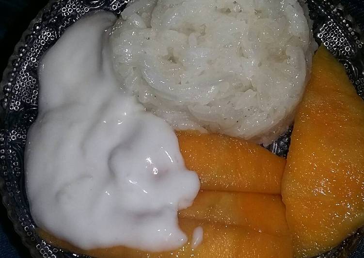 Langkah Mudah untuk Menyiapkan Mango sticky rice with love yang Menggugah Selera