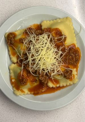 Una foto de Raviolones de ricota y espinaca sin gluten con premezcla Doña Pacha