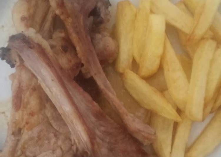 Chuletillas de cordero en su jugo con limón