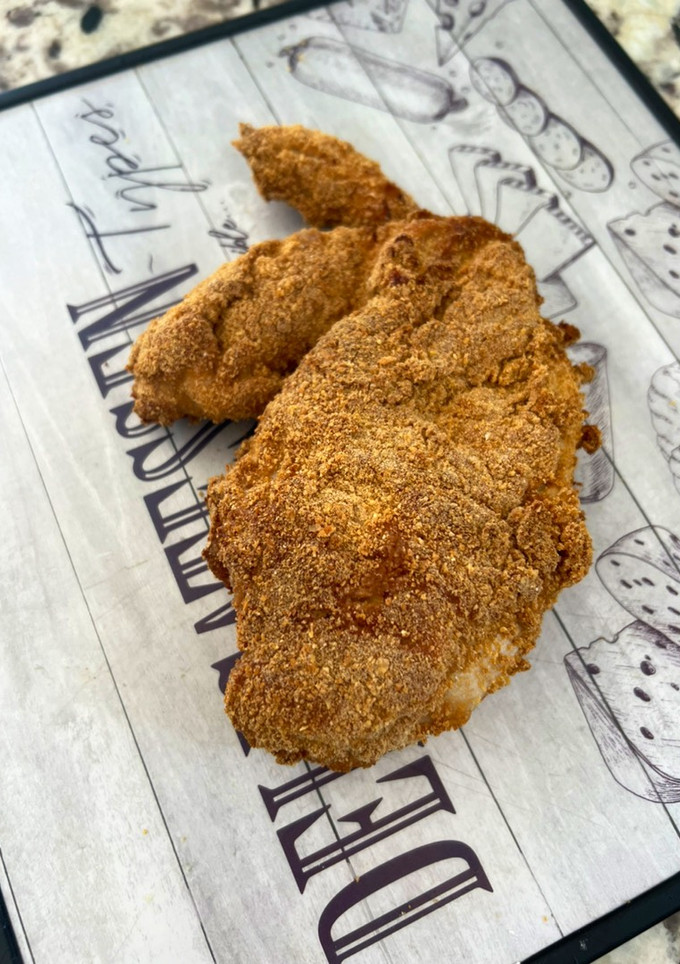 Una foto de Pollo “frito” airfryer