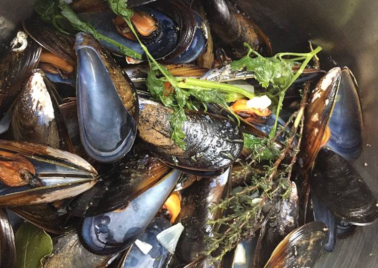 A révélé le secret de la recette Moules meunières à la maison